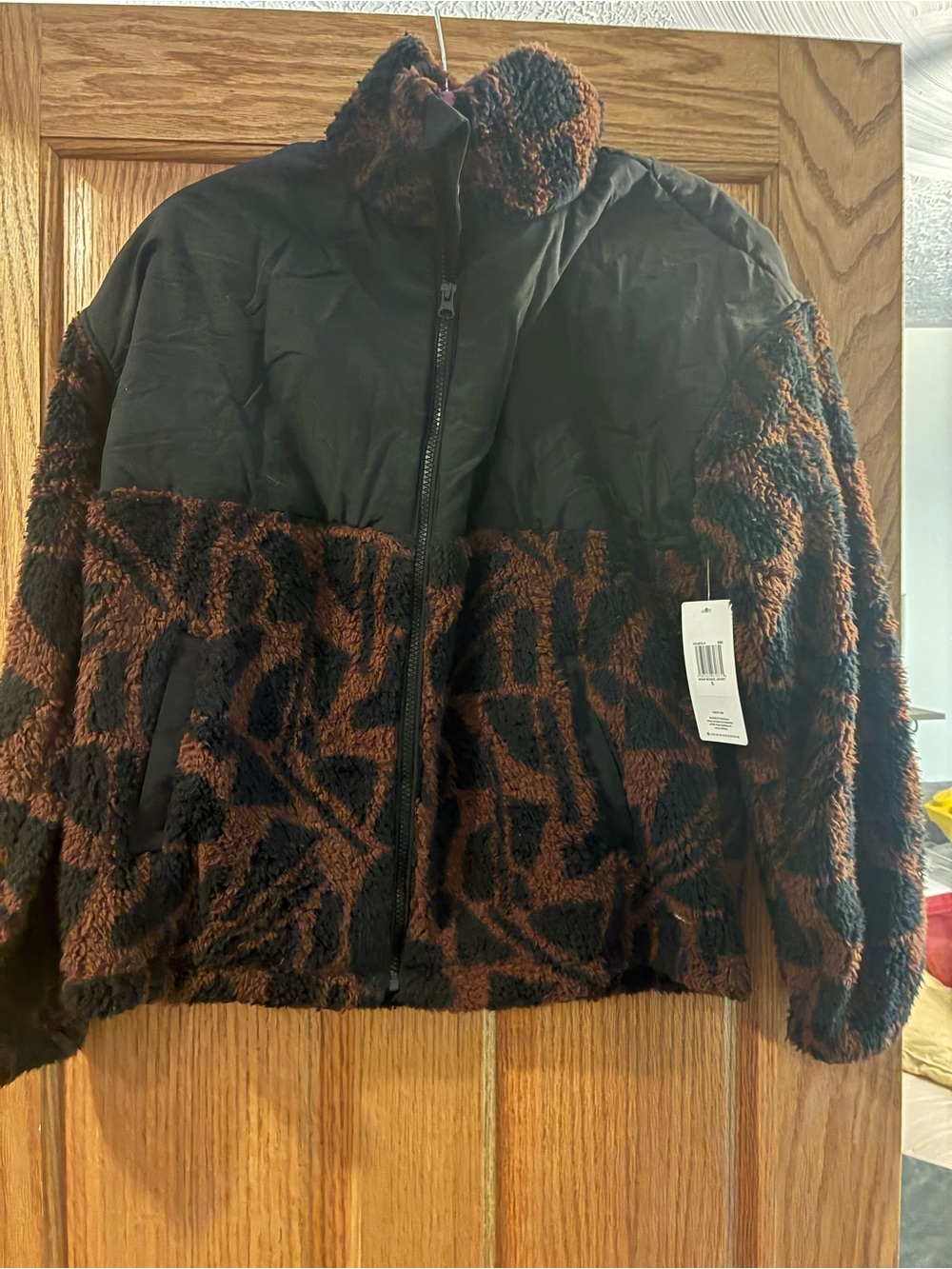 Hurley Black & Brown Patterned Sherpa Jacket